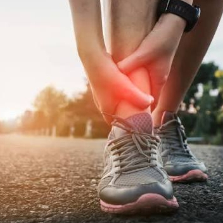 Common knee shoulder ankle and ligament sports injuries in Faridabad